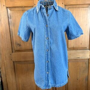 The Vermont Blue Jean Denim Short Sleeve Button Up Shirt Removable Floral Collar